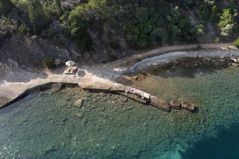  Private_Island_Argyronisos__c__Louisa_Nikolaidou__5_.jpg