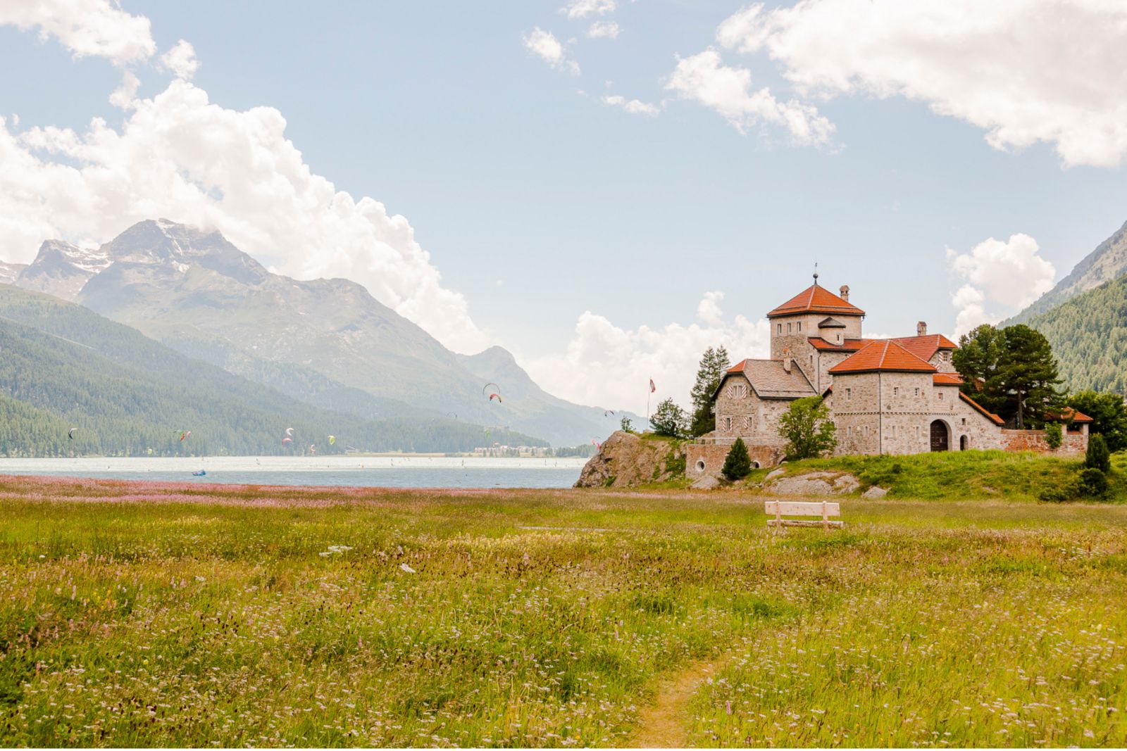 1350x900Schweiz_Graubünden2.jpeg
