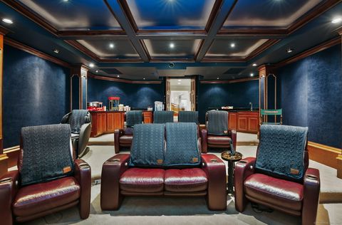 Kino HD_1756311597225_29_web_or_mls_50_poplar_hill_dr.JPEG