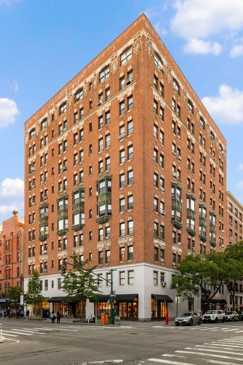 Gebäudeansicht von der Straße aus 1500x1000h.jpeg