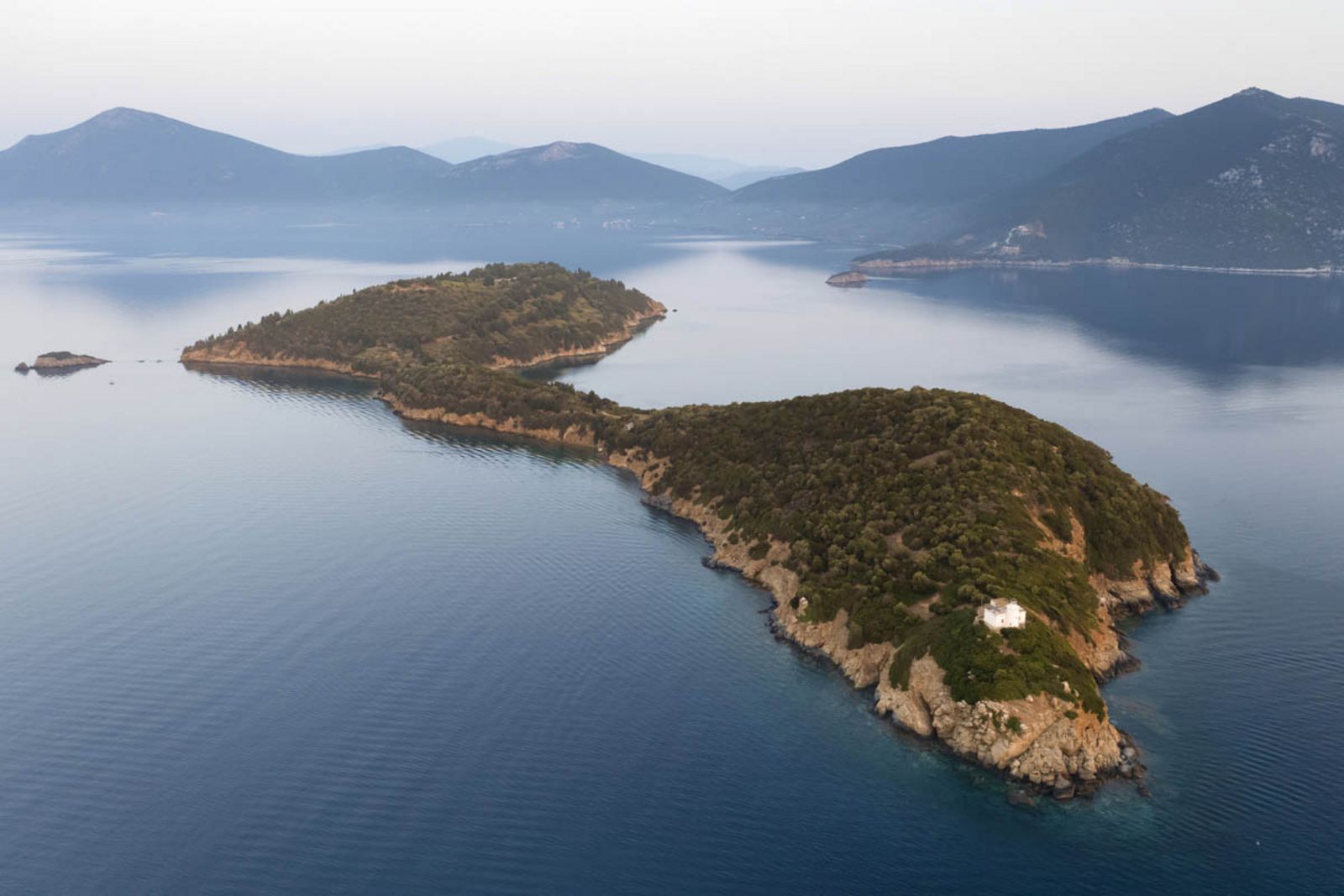 Private_Island_Argyronisos__c__Louisa_Nikolaidou__1_.jpg