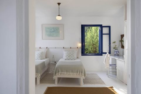  Private_Island_Argyronisos__c__Louisa_Nikolaidou__13_.jpg