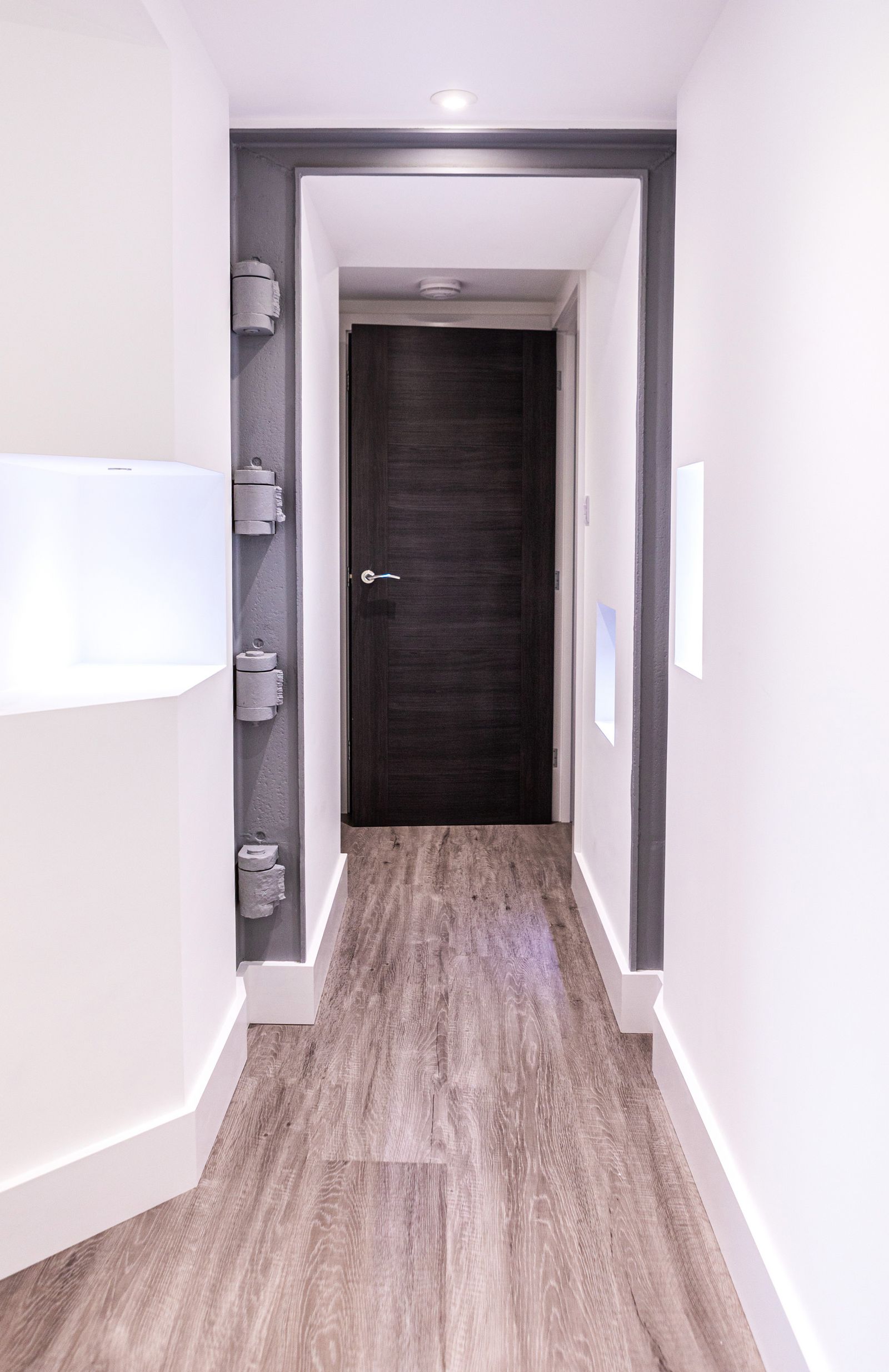 Moderner Flur 67a9c4b2ebf29da2f5f35967_4.jpg