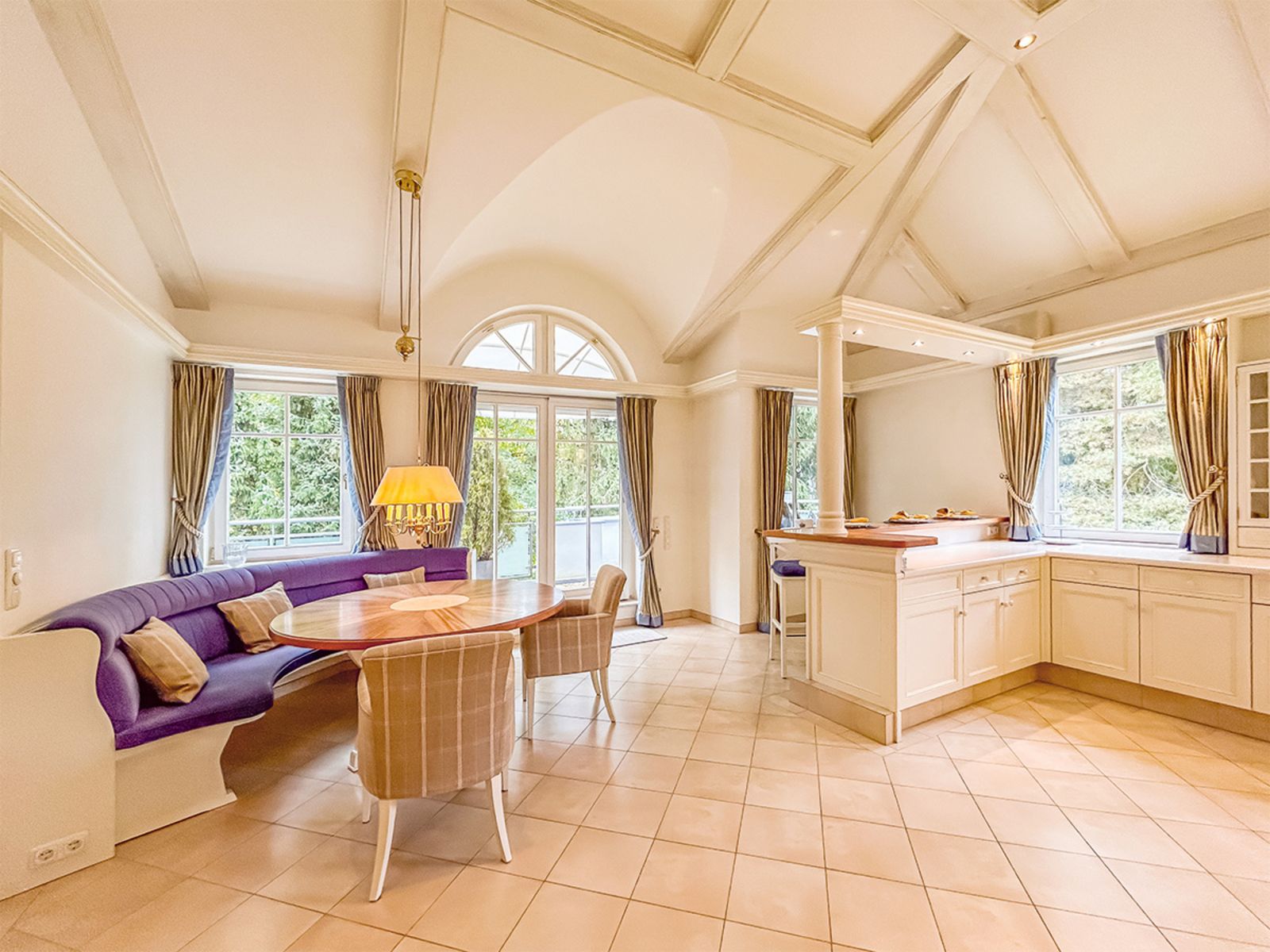 Wohnküche Essbereich.jpg