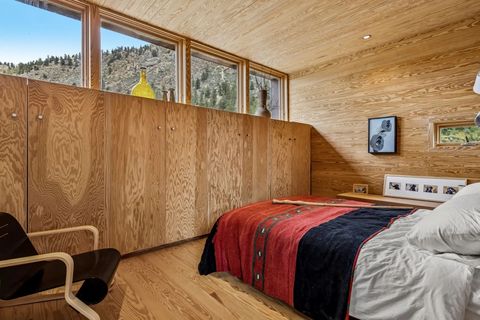  Ranch5_1350x900.jpg