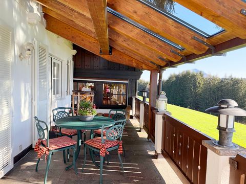 geräumiger Balkon mit Dachüberhang 13.jpeg