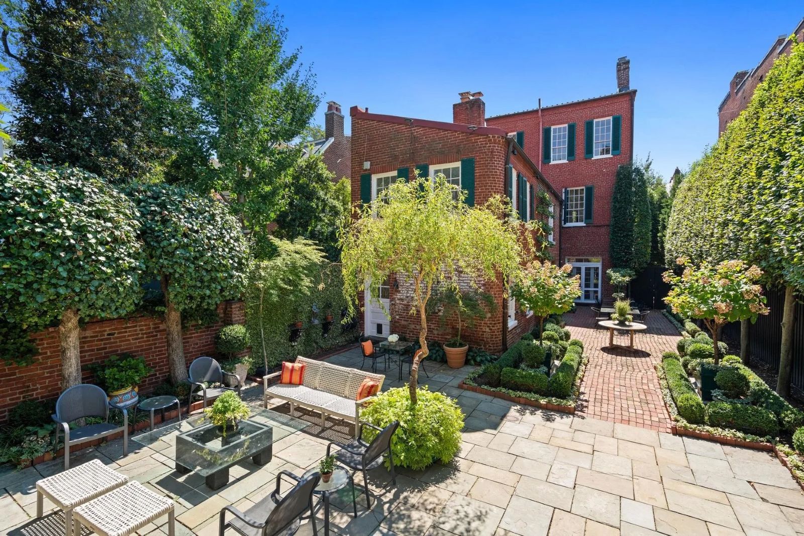 Weitblick von der Terrasse auf das Haus imagereader9_Kopie_2.jpeg