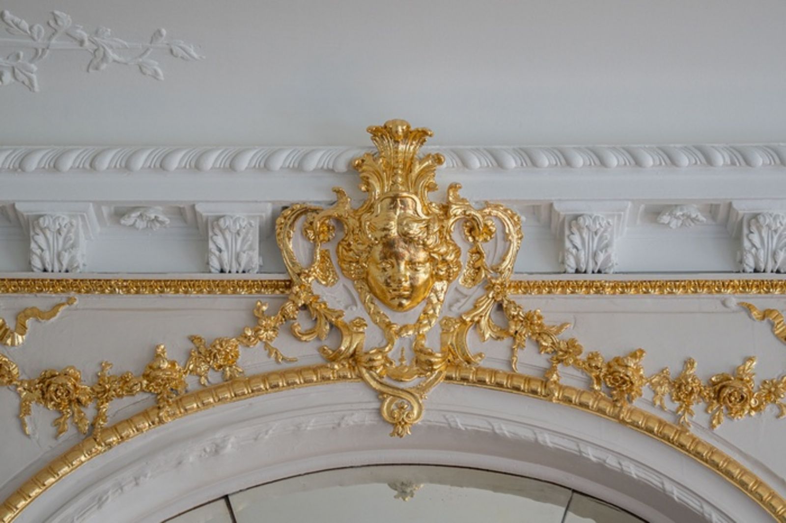 vergoldeter Deckenstuck JUq2xMgBupCzvjLs.jpg