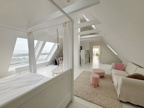 Schlafzimmer in weiß unter dem Dach PastedGraphic-4.jpg