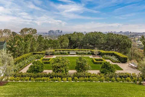 parkähnlicher Garten ece4f393-67d9-457c-bf59-ed856b59d486.jpg