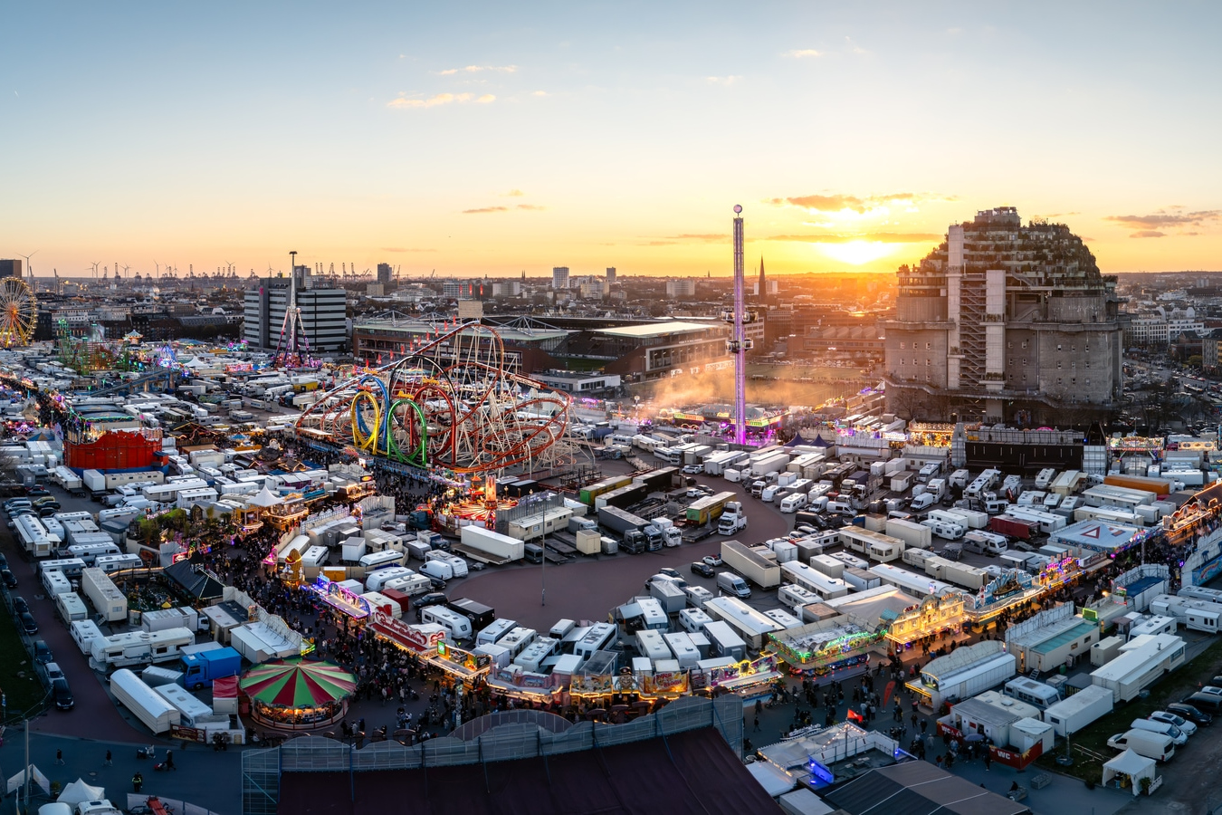 Dom_Panorama_Abend_Kopie.jpg