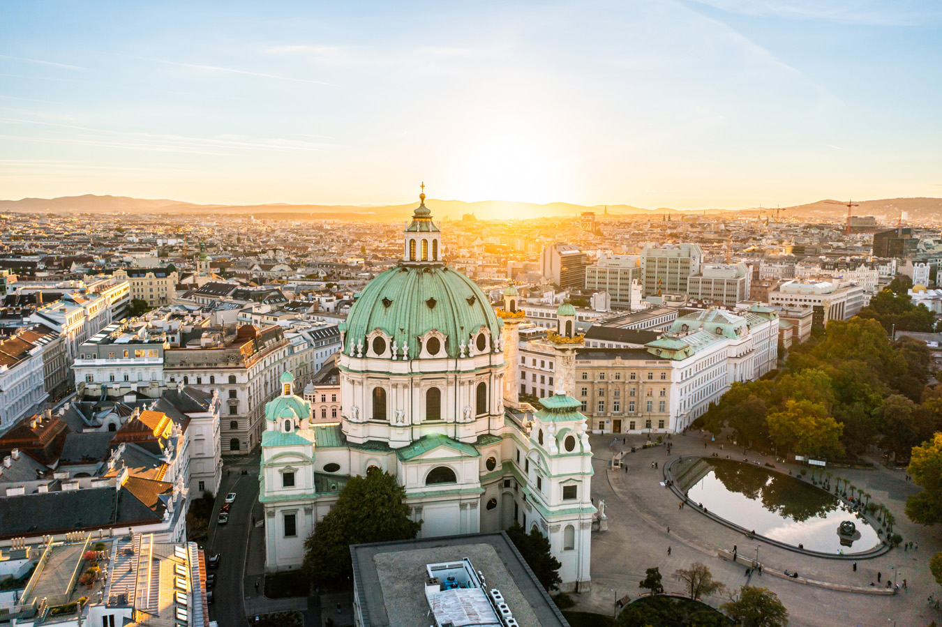 Wien Sonnenuntergang iStock-1432923297.jpg