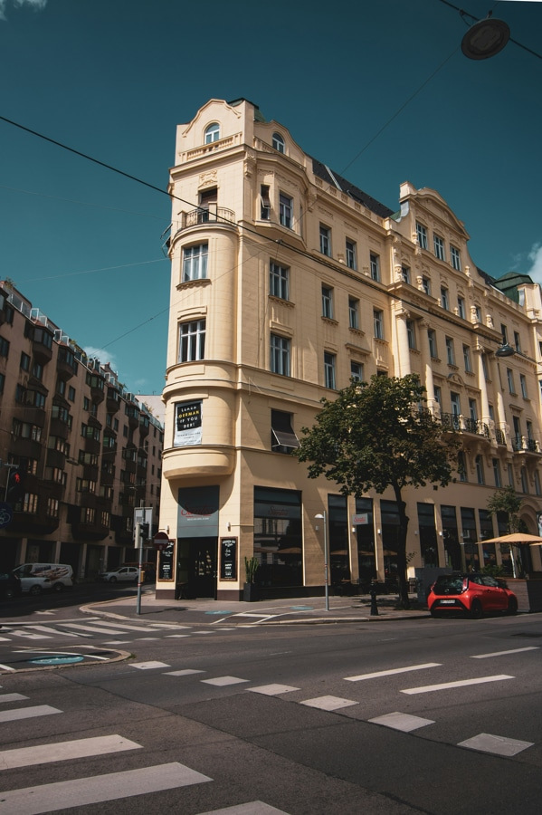  iulia-buta--X4Grki78H8-unsplash.jpg