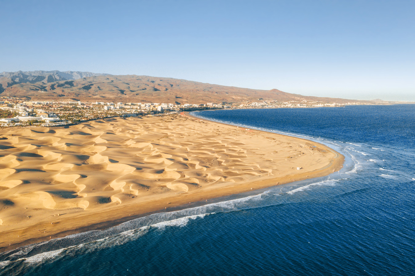 Strand von Gran Canaria iStock-1071168980.jpg