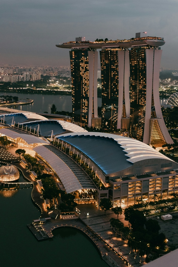  keming-tan-hGgM1F_Mq6g-unsplash_singapur.jpg